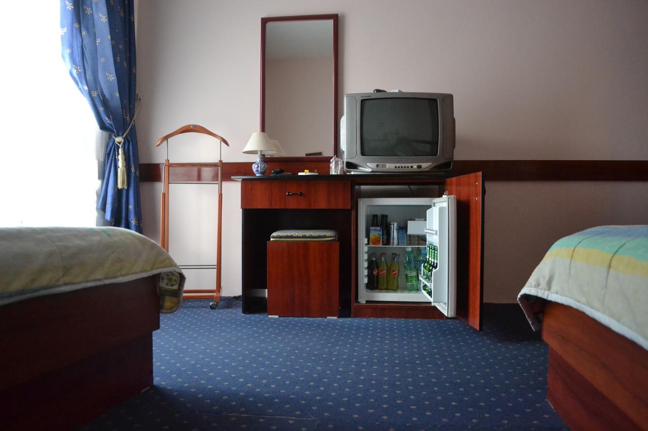 Hotel Mimoza Куманово Екстериор снимка
