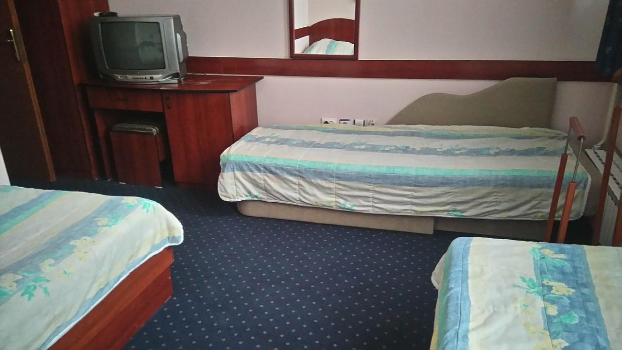 Hotel Mimoza Куманово Екстериор снимка